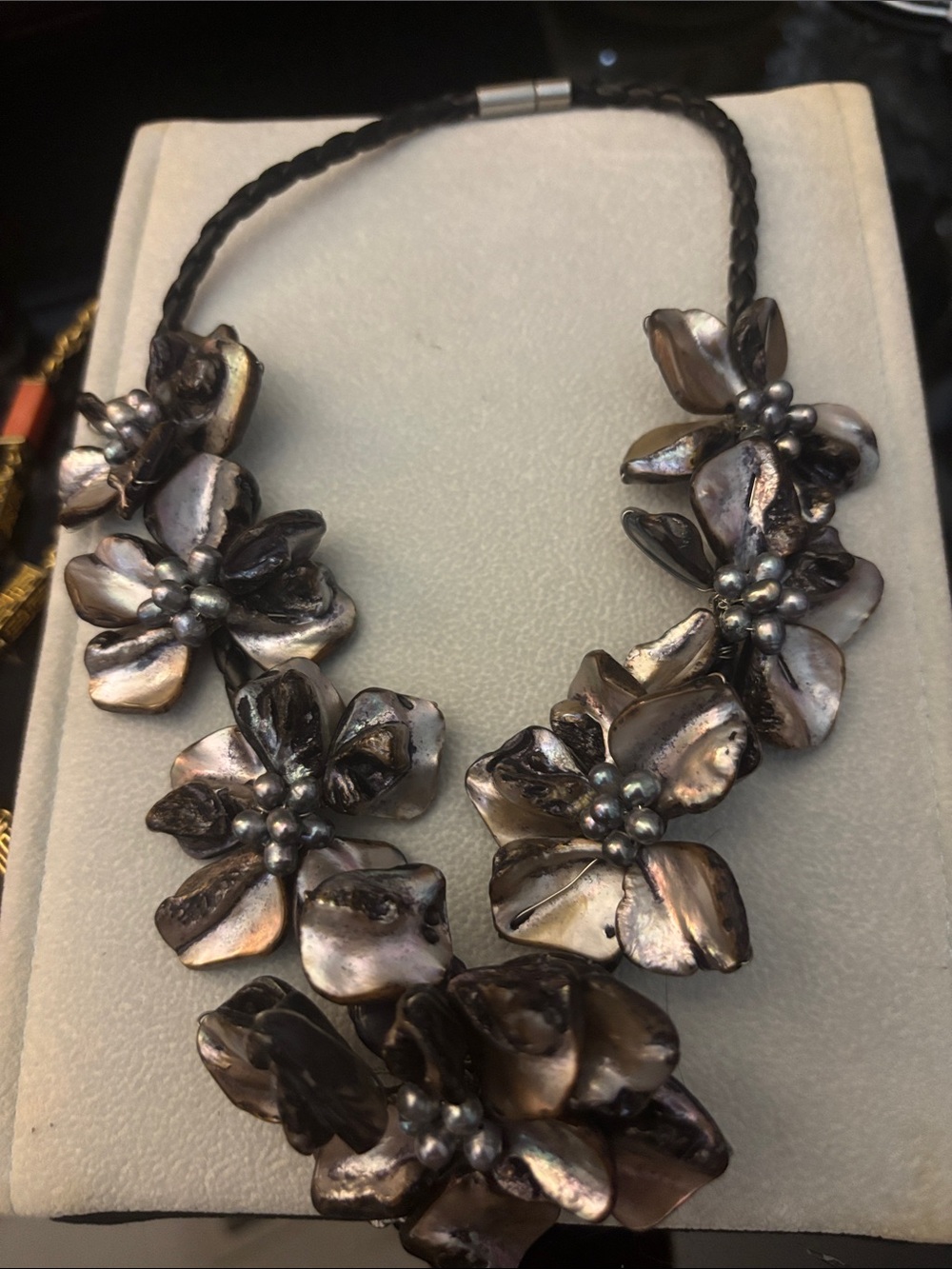 Mother of pearl flower statement necklace estate jewelry